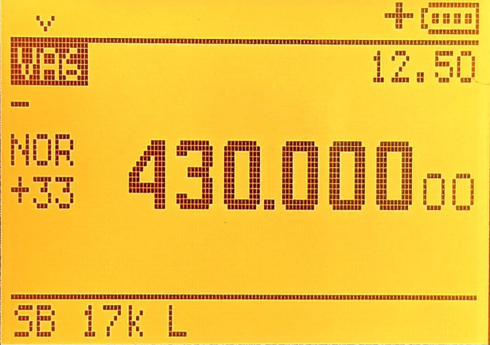 Display VFO singolo — tre zone annotate